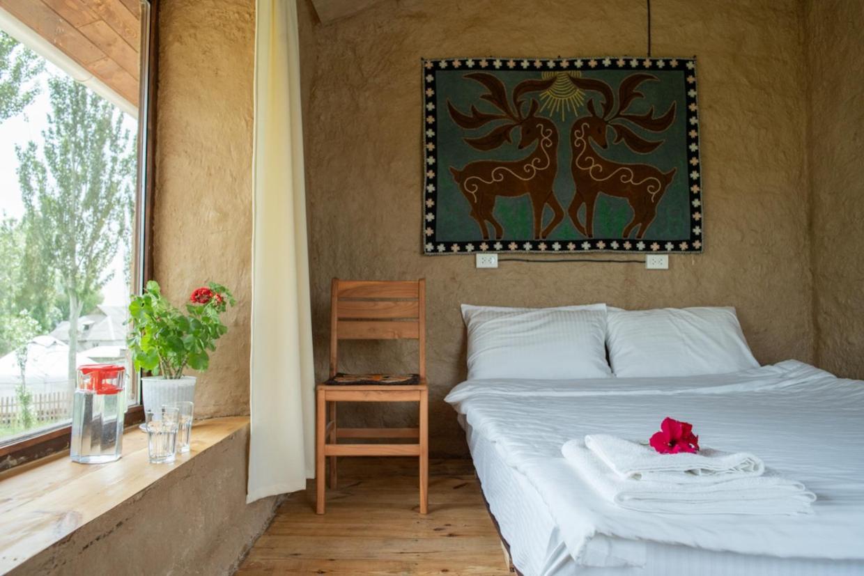 Kyzart Hotel & Horse Tours Bagysh Bagian luar foto