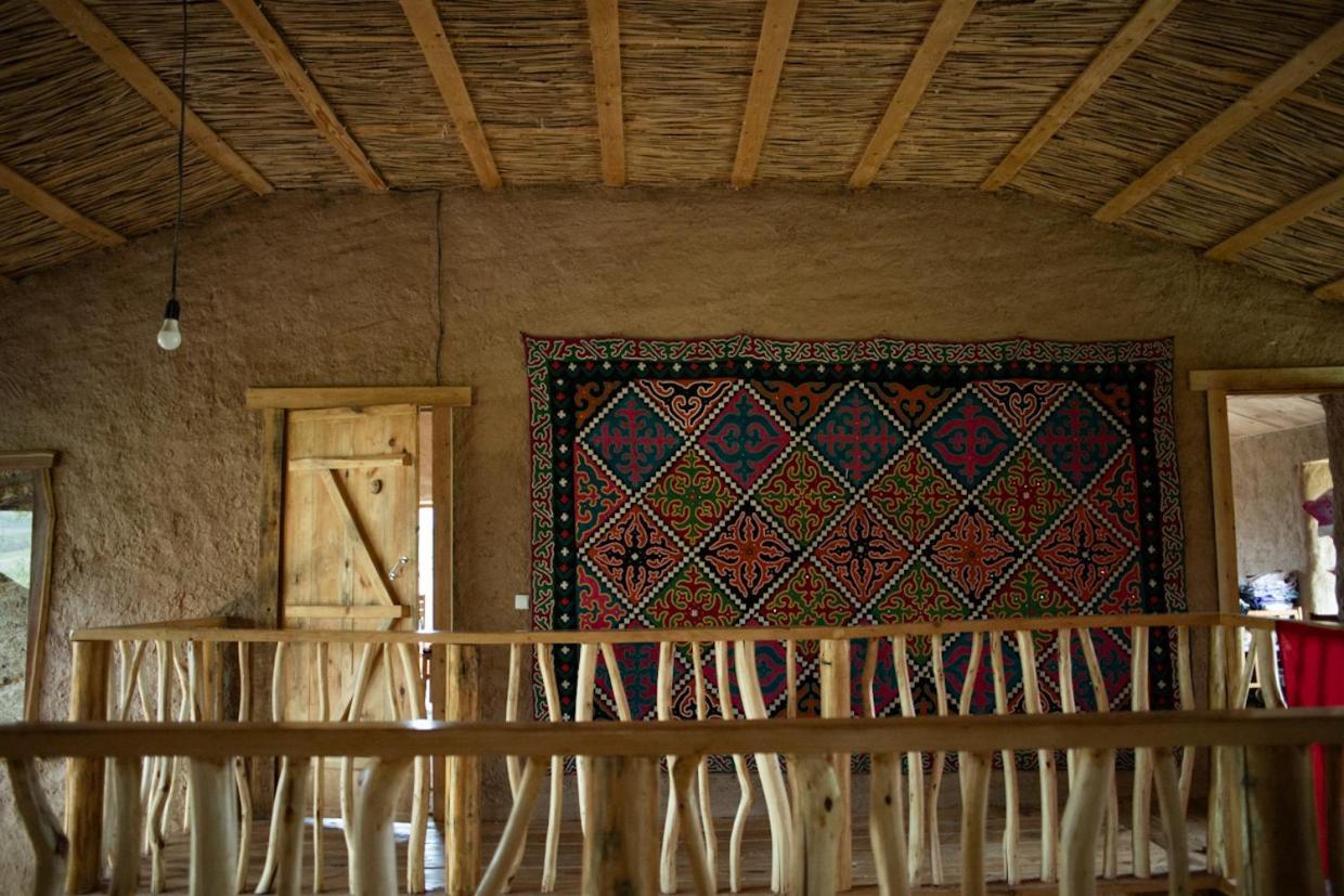 Kyzart Hotel & Horse Tours Bagysh Bagian luar foto